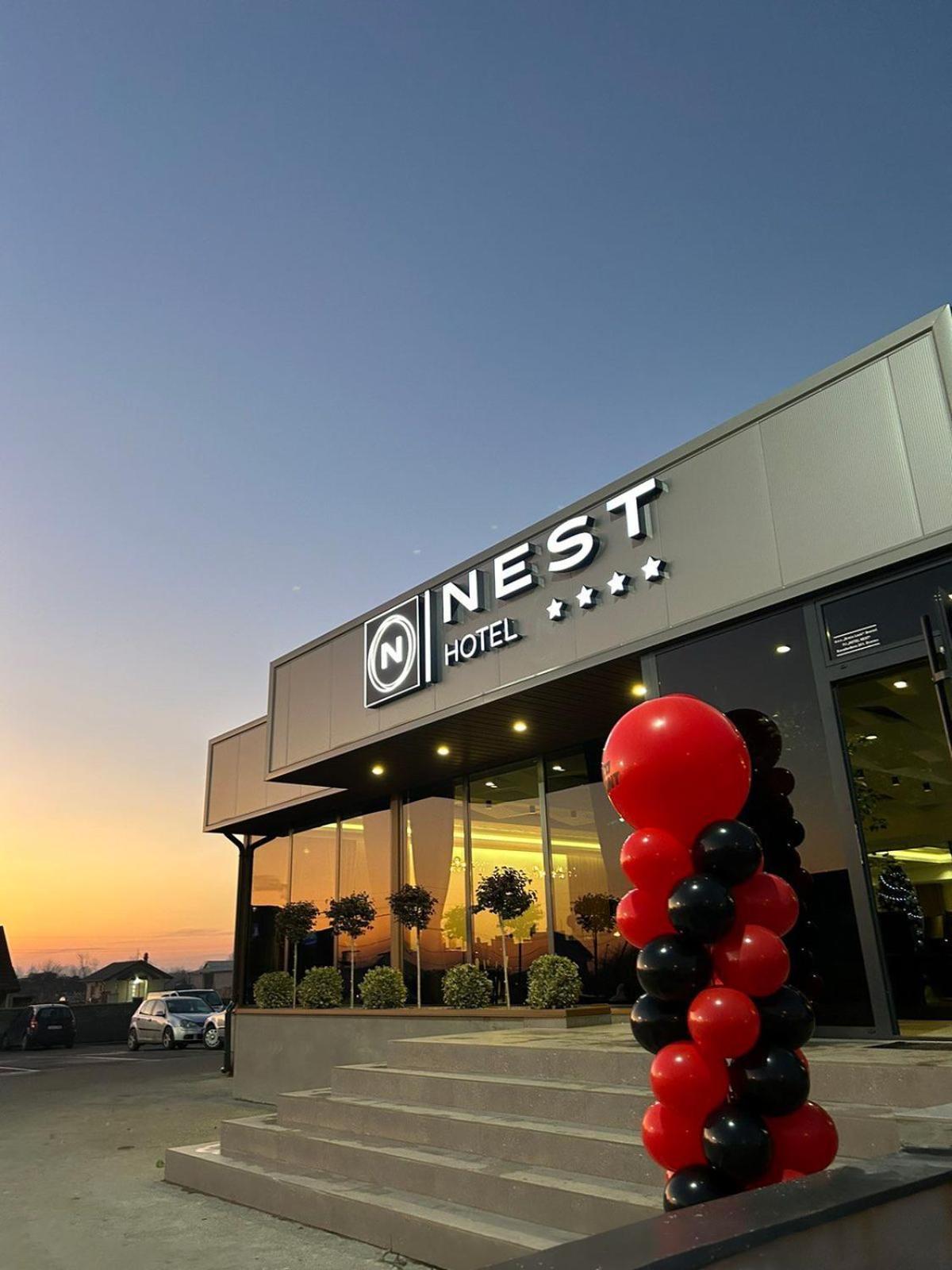 Hotel Nest 比耶利纳 外观 照片