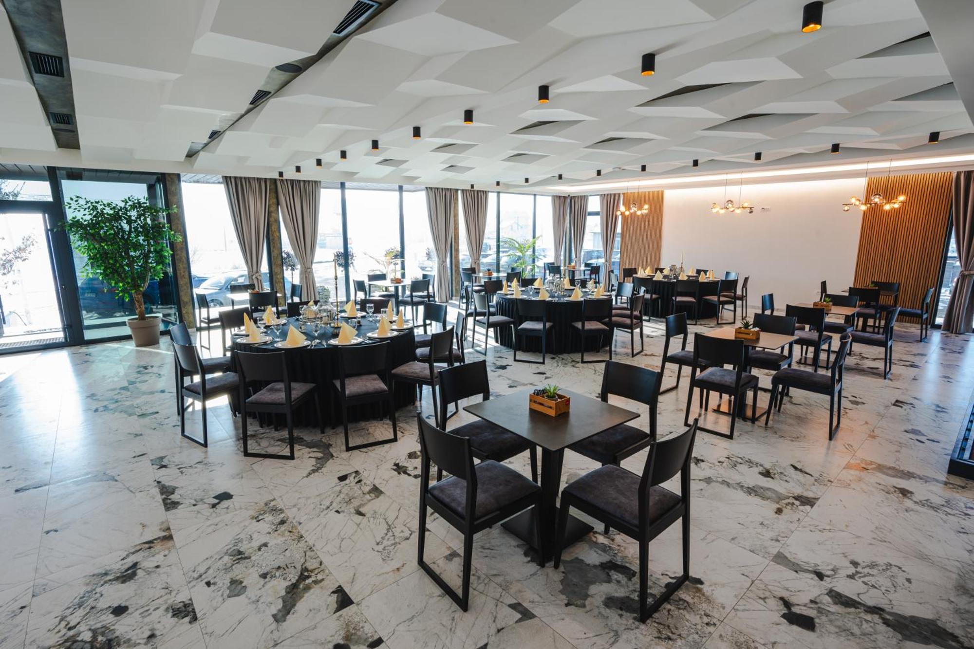 Hotel Nest 比耶利纳 外观 照片