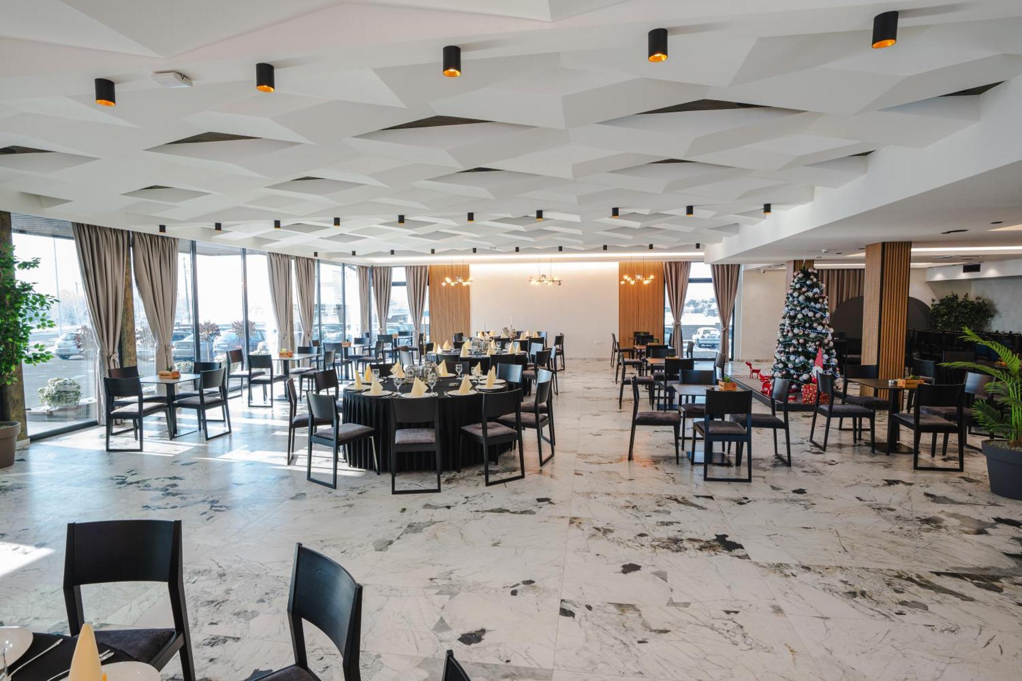 Hotel Nest 比耶利纳 外观 照片