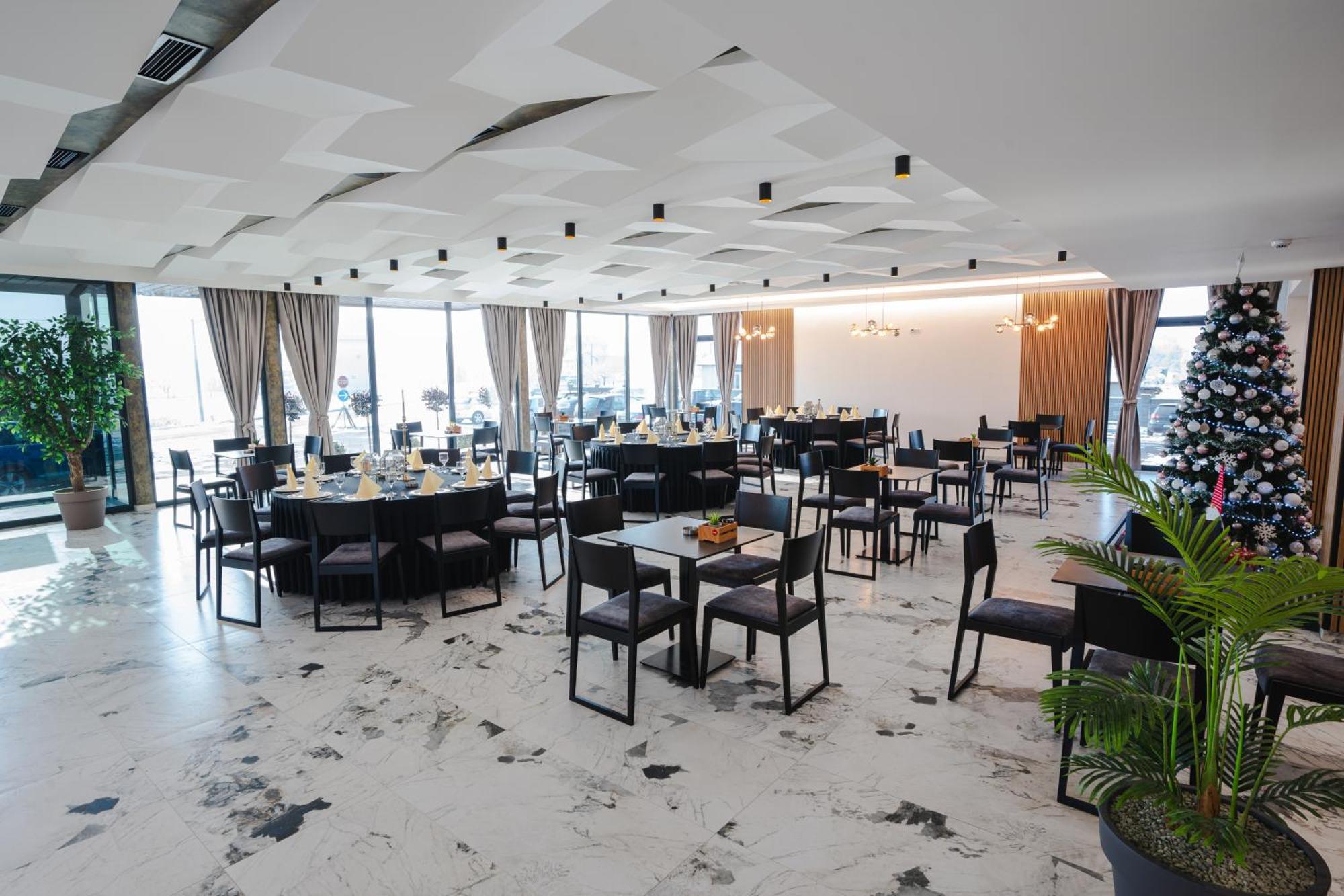 Hotel Nest 比耶利纳 外观 照片