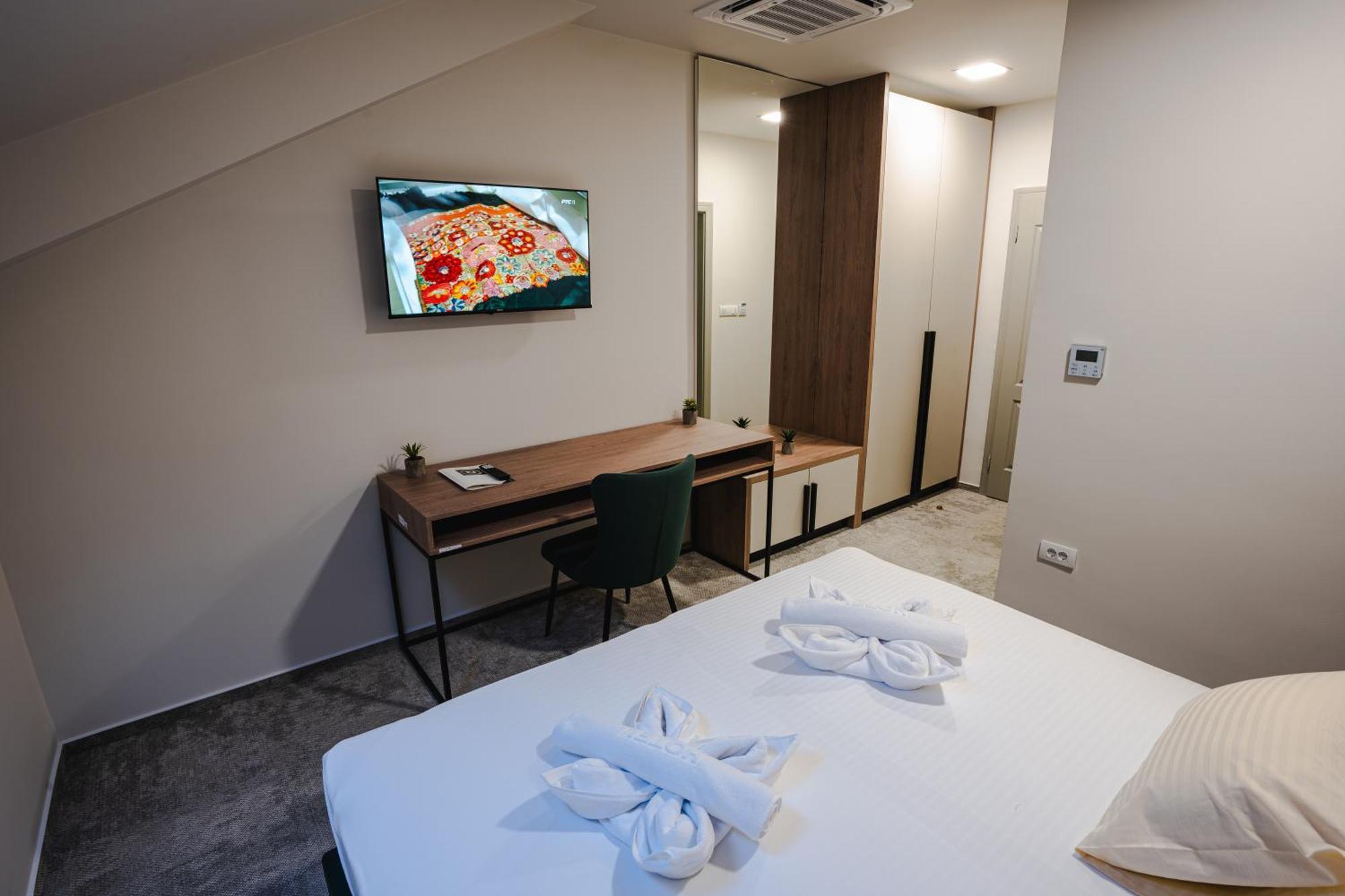 Hotel Nest 比耶利纳 外观 照片